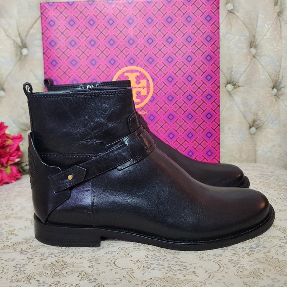 Tory Burch Leather Boots With Monogram in the Back size 10 - Picture 3 of 6